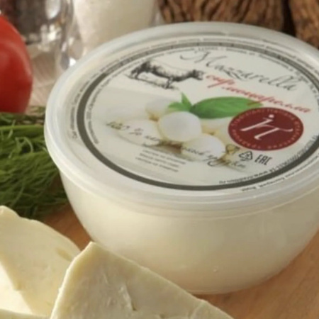 Самоклеящиеся этикетки на молочную продукцию